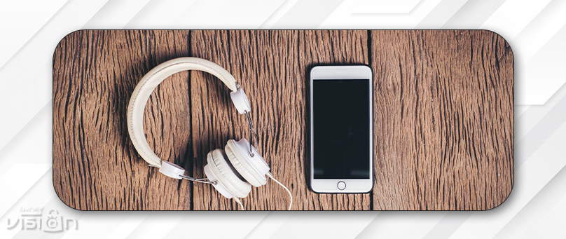 Headphones vs Earphones: Which Is Better For You?
