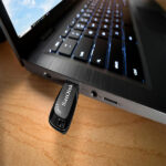 SanDisk Ultra Shift CZ410 USB Pen Drive